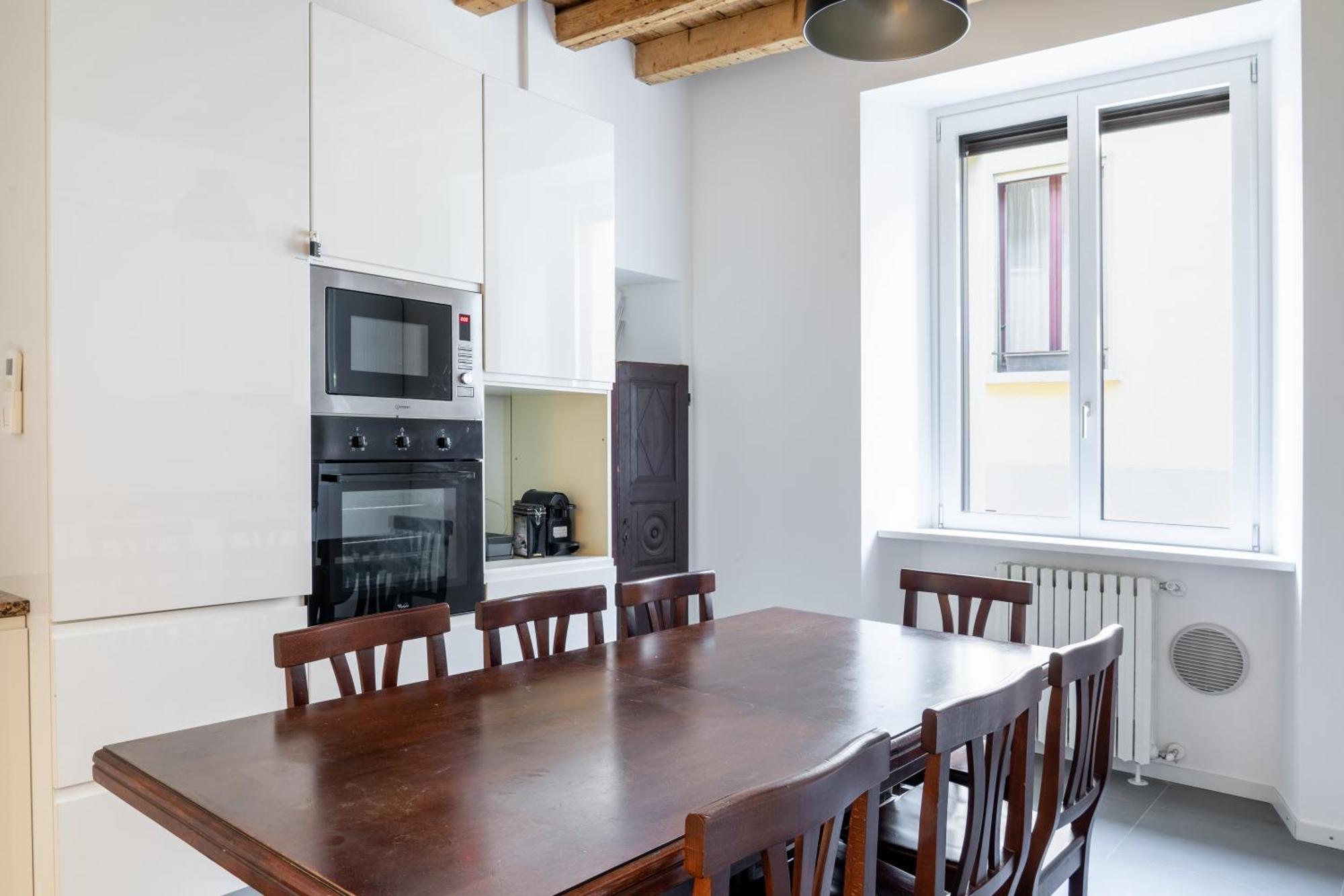 New Flat In The Heart Of Navigli Milano