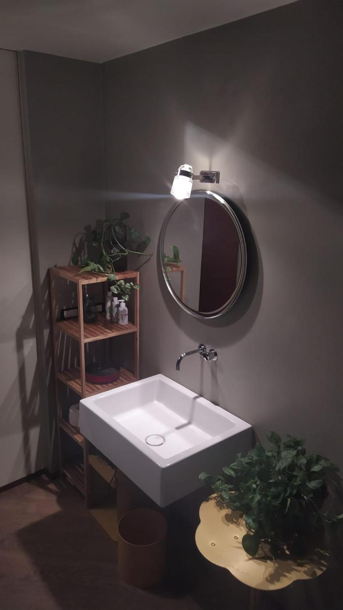 Privata Con Bagno E Garage Alloggio in famiglia