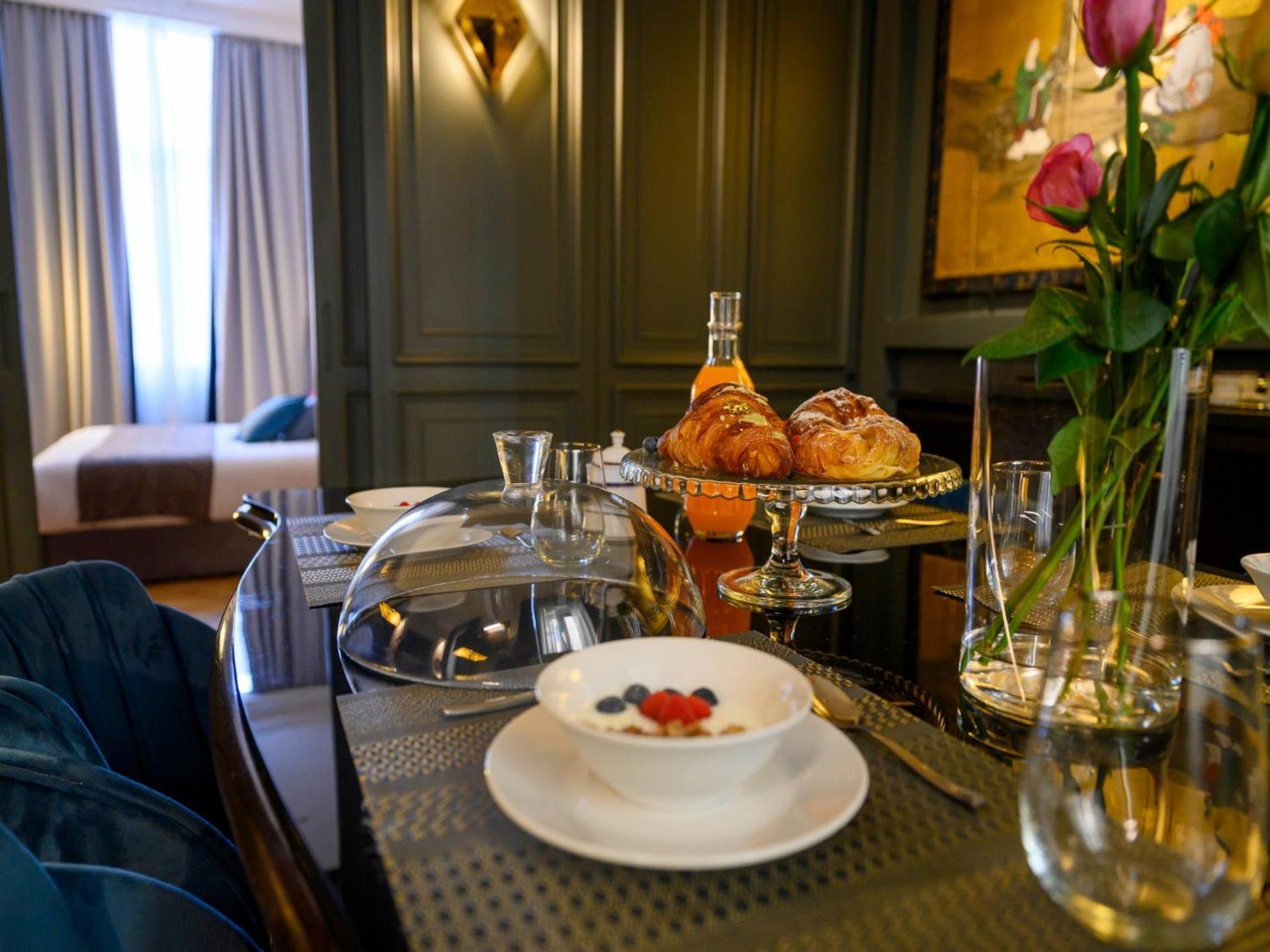 The Rent - Refined One-bedroom In The Historic Center * Milano