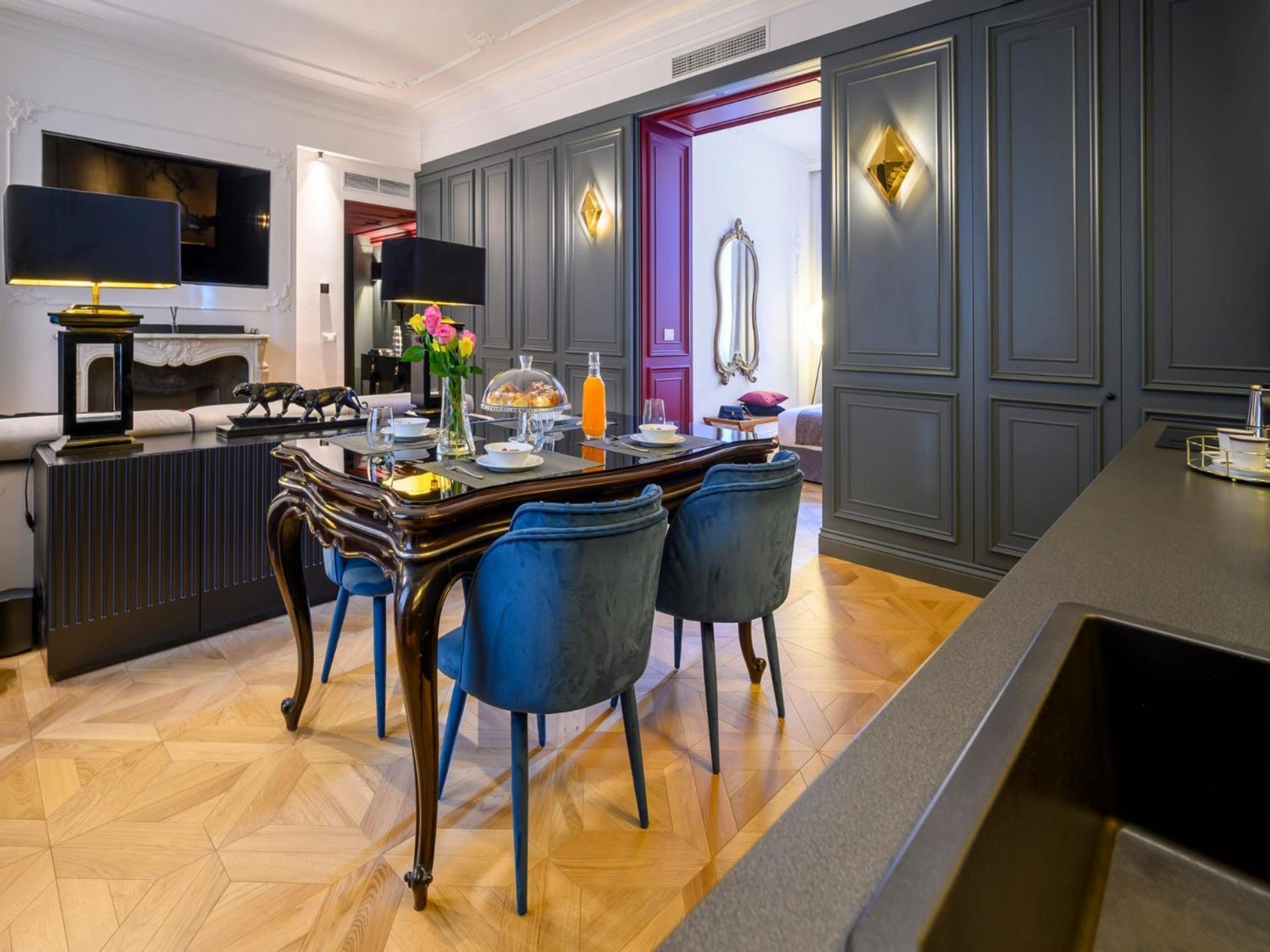 The Rent - Refined One-bedroom In The Historic Center Appartamento Milano