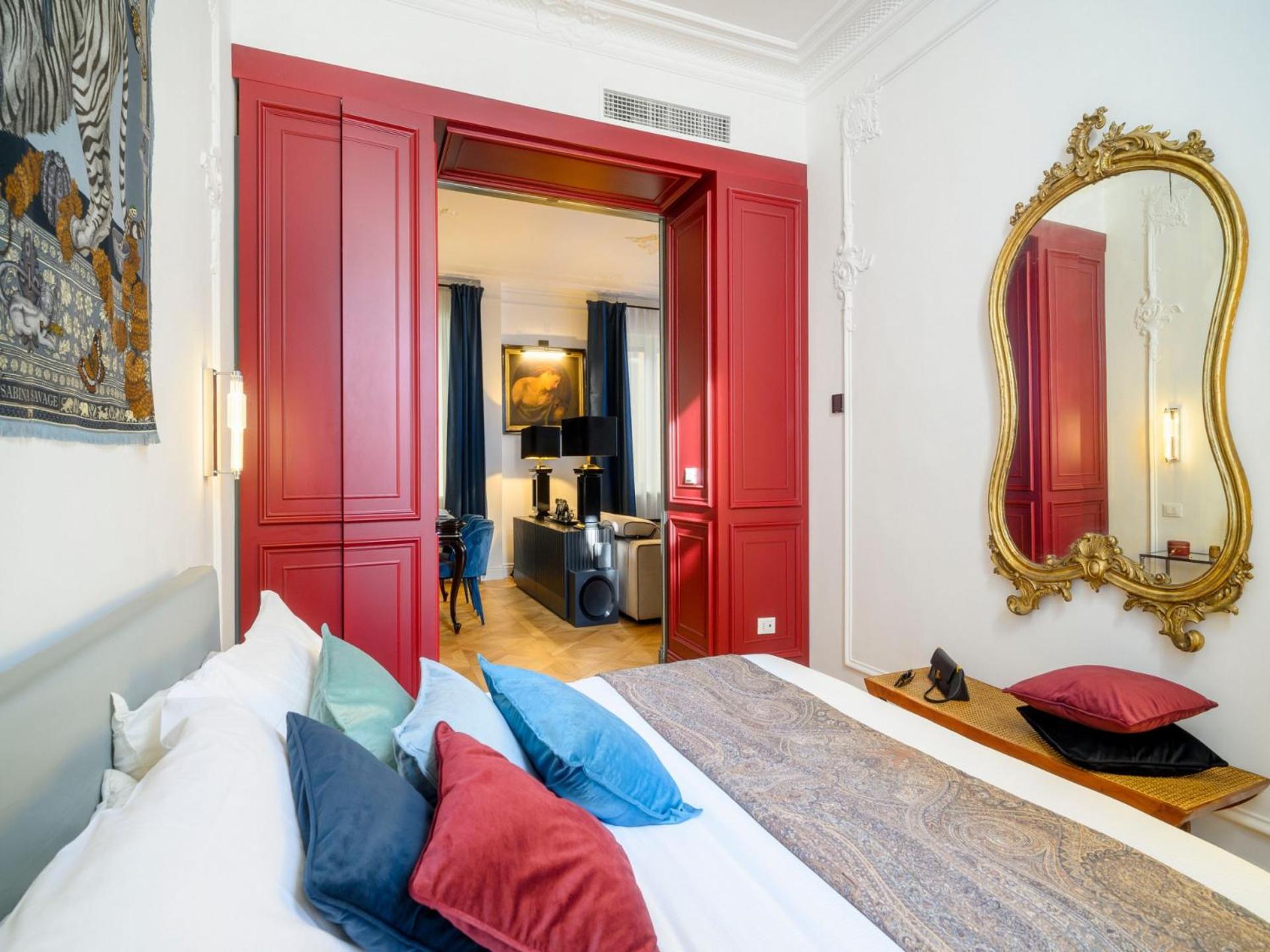 The Rent - Refined One-bedroom In The Historic Center Milano