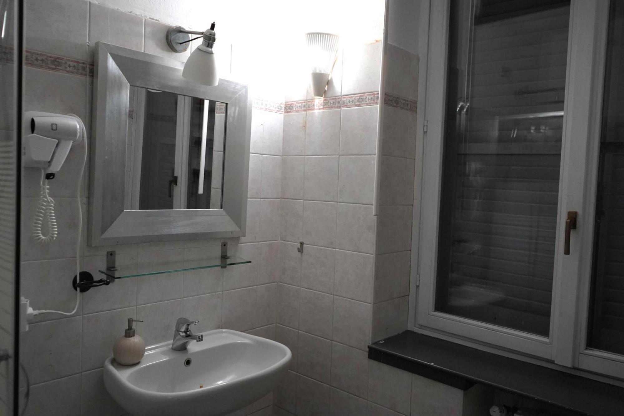 Apartment Navigli-darsena In The Heart Of The