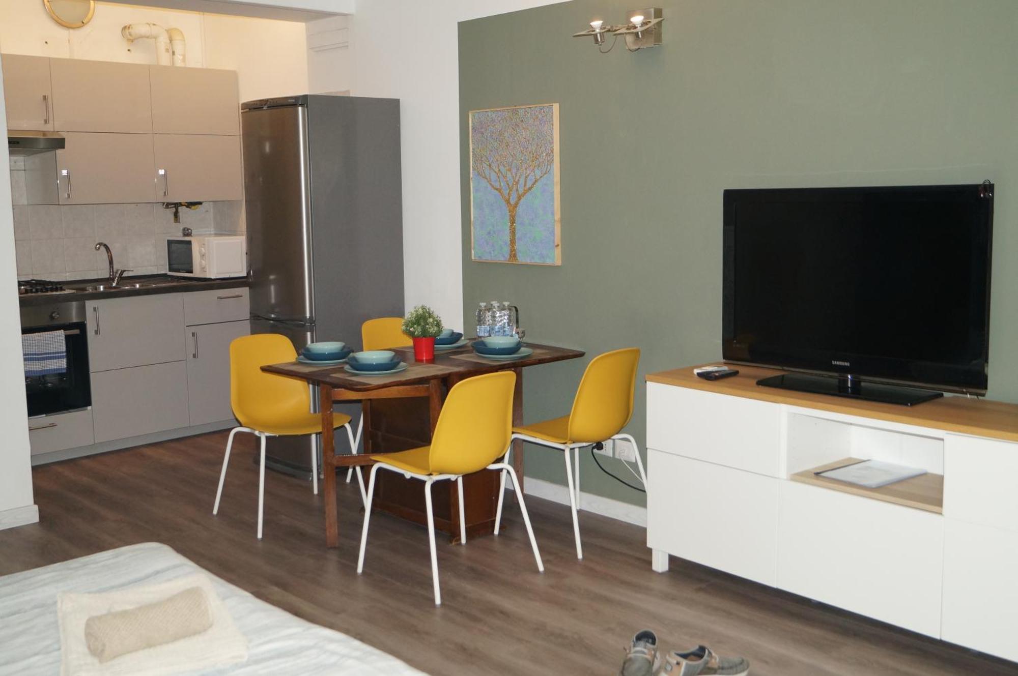 Apartment Navigli-darsena In The Heart Of The *