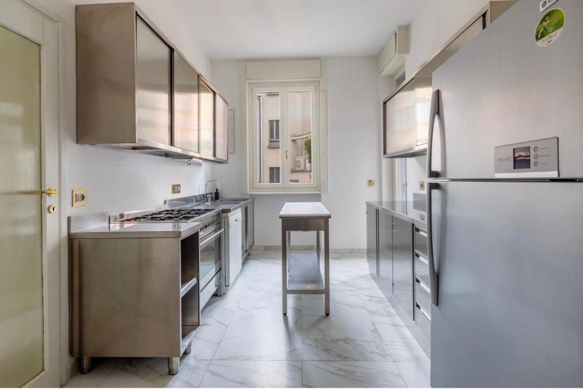 Apartment 10 Minuti Dal Duomo - Elegante Domus Milan