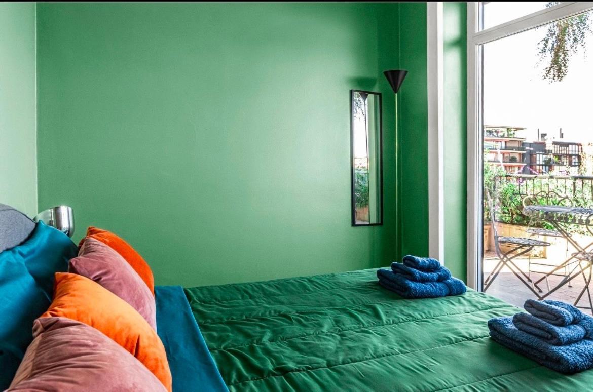 Apartment 10 Minuti Dal Duomo - Elegante Domus
