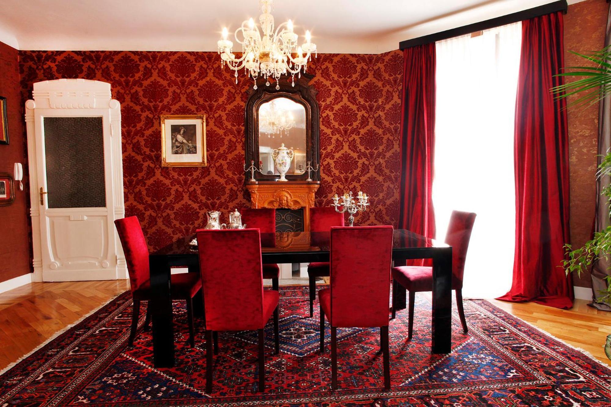 Bed & Breakfast Luxury In Art Nouveau Building Next To Metro Station *