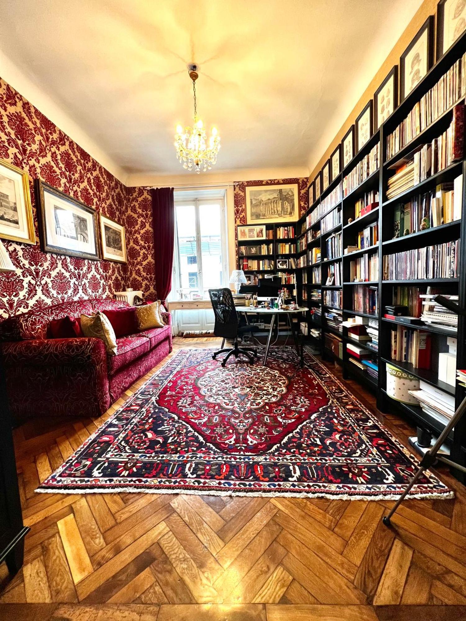 Bed & Breakfast Luxury In Art Nouveau Building Next To Metro Station *