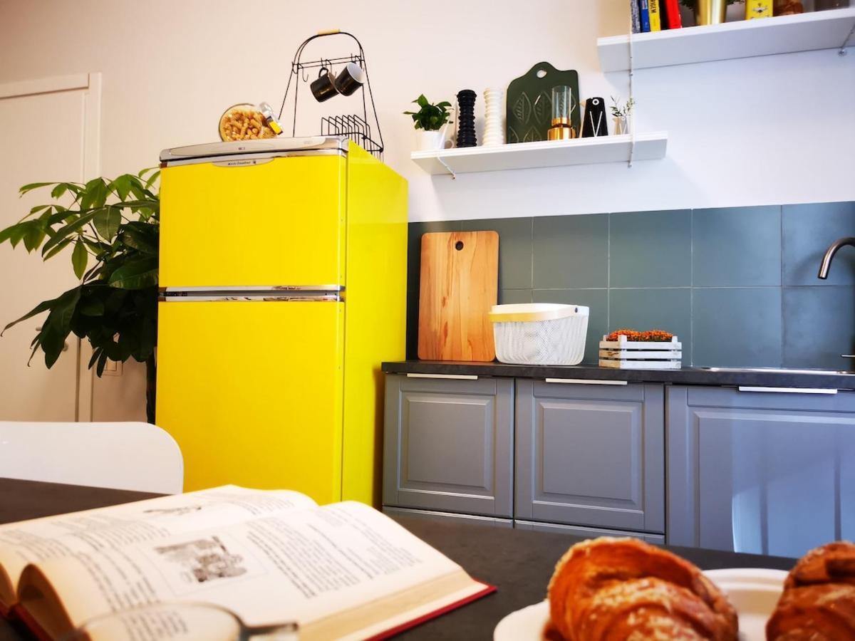 Cozy 50 Meters From The Metro *