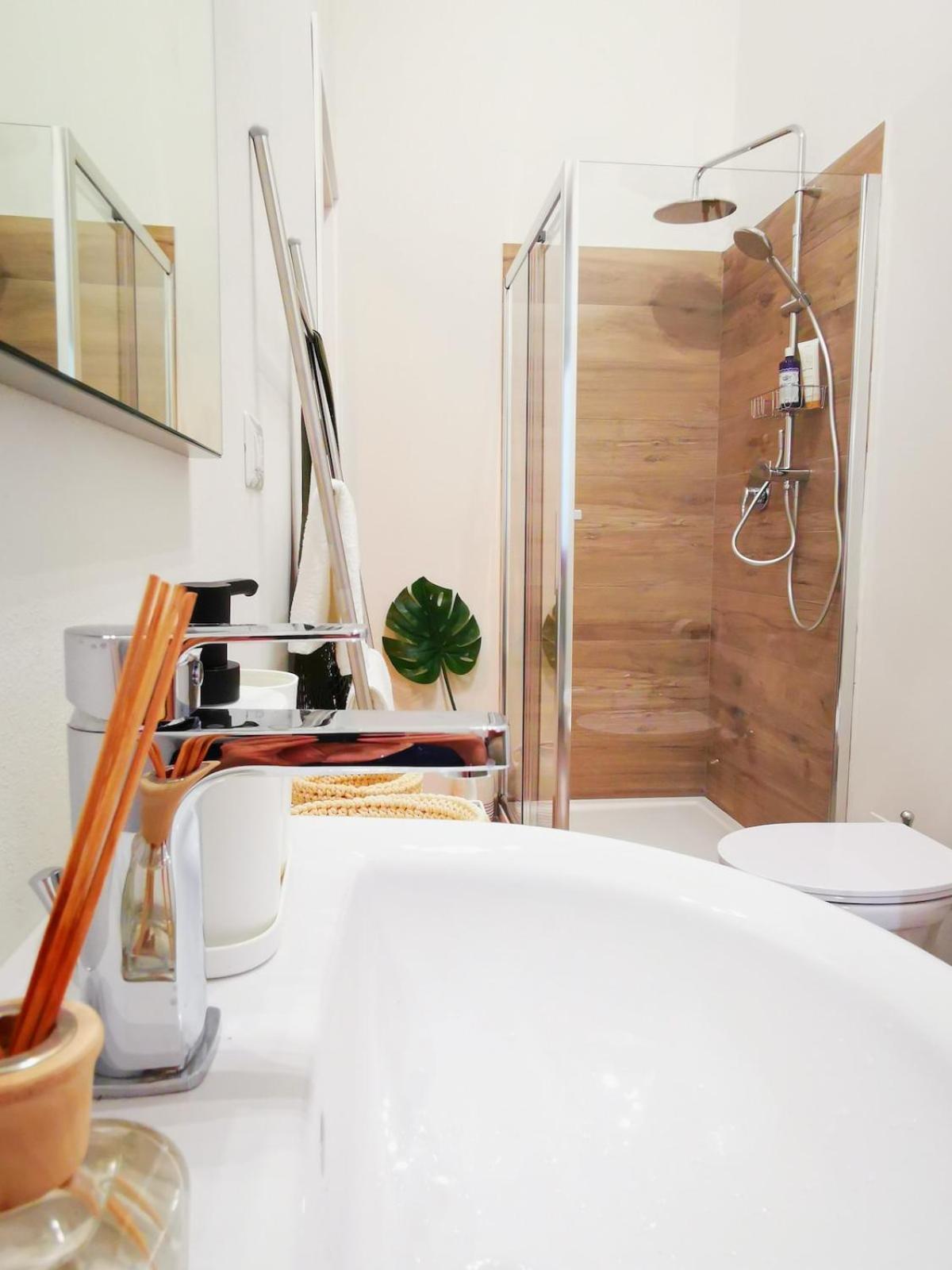 Cozy 50 Meters From The Metro Mailand