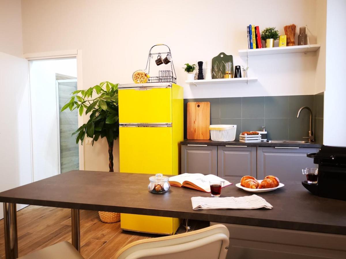 Cozy 50 Meters From The Metro Mailand