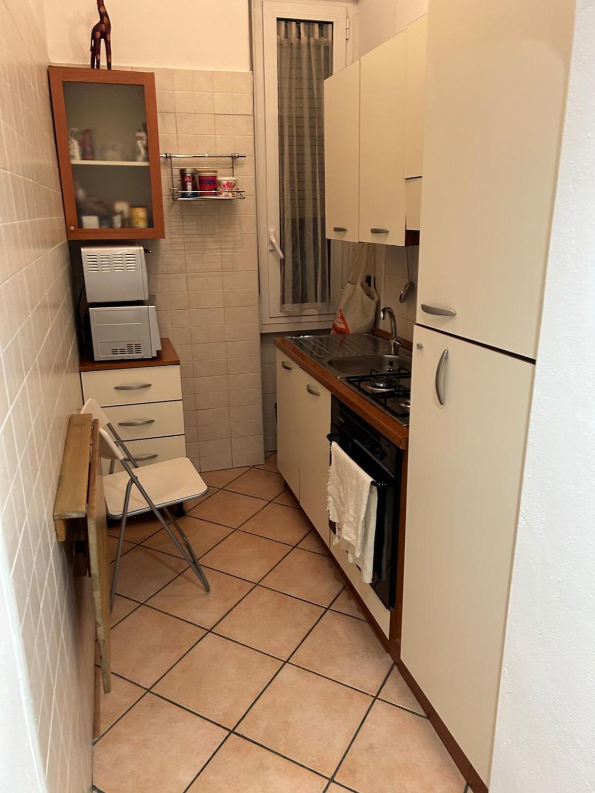 Apartment Casa Jaures-turro, 10 Meters From The Metro, Red Line Mm1 Mailand