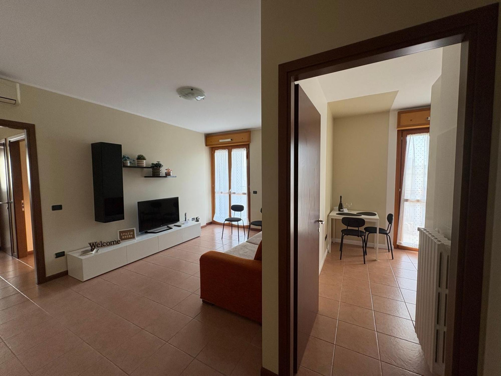 Apartment Spazio Breda - Free Garage - M1 Subway *