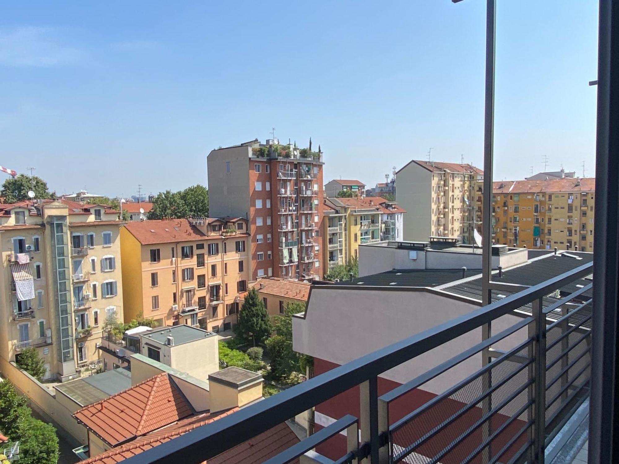 Appartamento Penthouse Luce Near Metro-bus-tram Milano