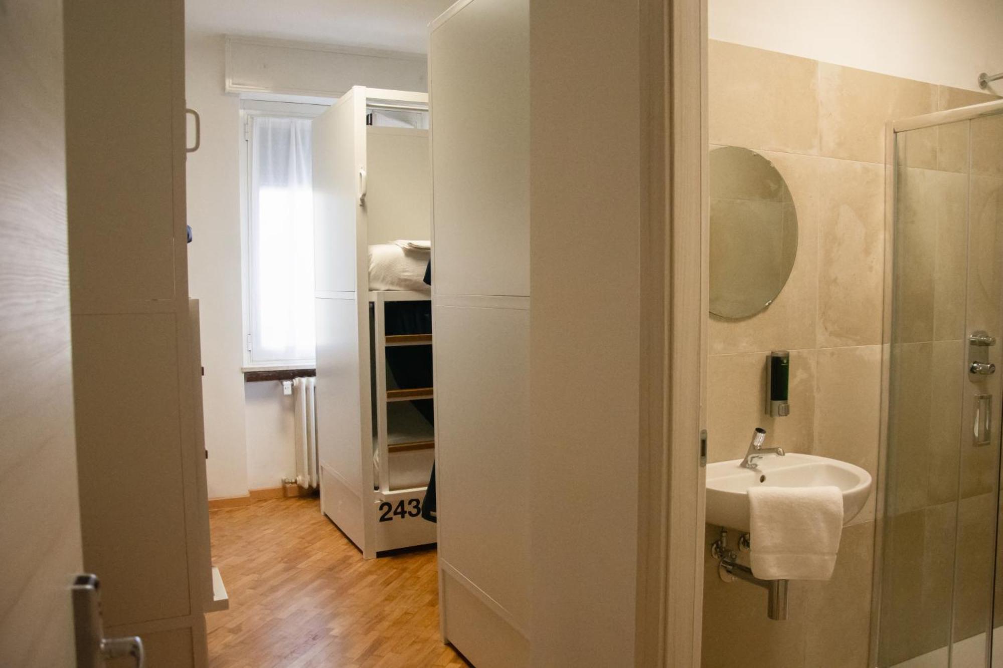 Bovisa Urban Garden Hostel Milaan