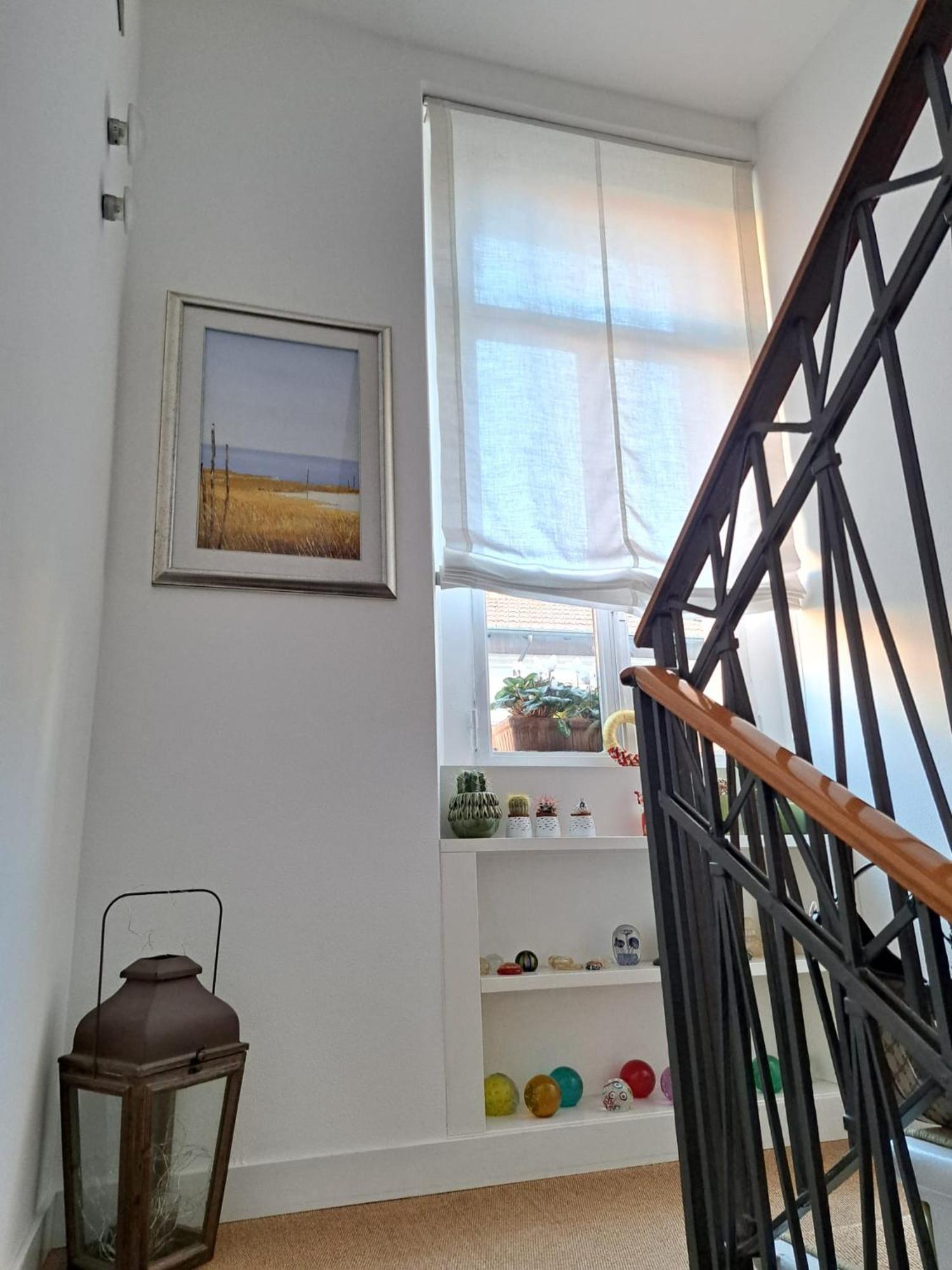 Casa Mari - Free Secure Parking, Breakfast, Private Bathroom, Wifi, Garden, Aircon, 3 Min Walk To Metro And Train Station Frühstückspension Mailand