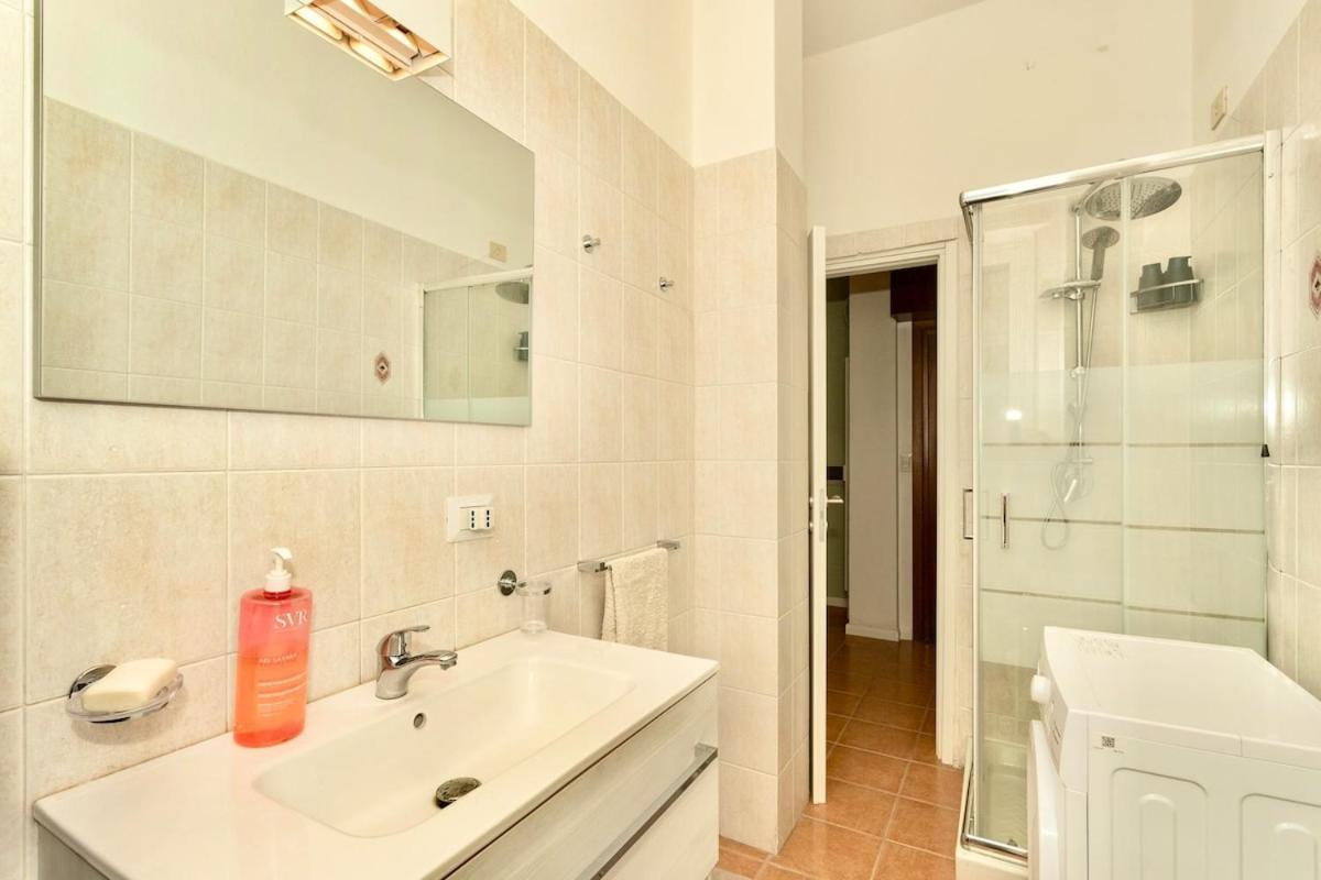 Cozy One-bedroom In Appartamento *