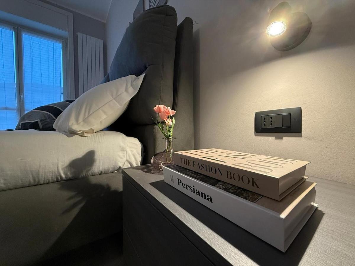 Wide & Bright 2 Bedroom Flat 50m From M4 Station Appartamento