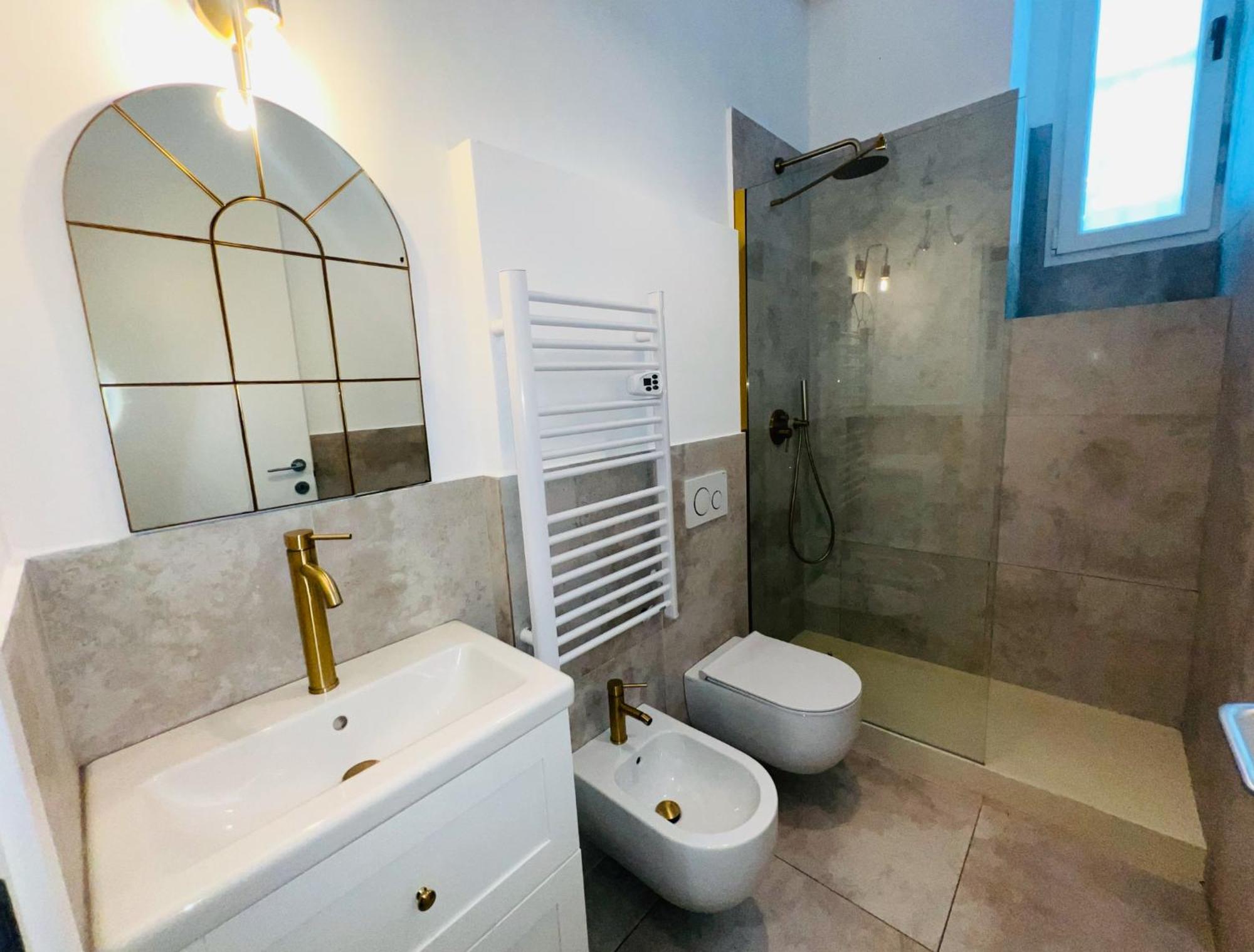 Appartamento 3 In Navigli Center Close To The Metro With Parking *