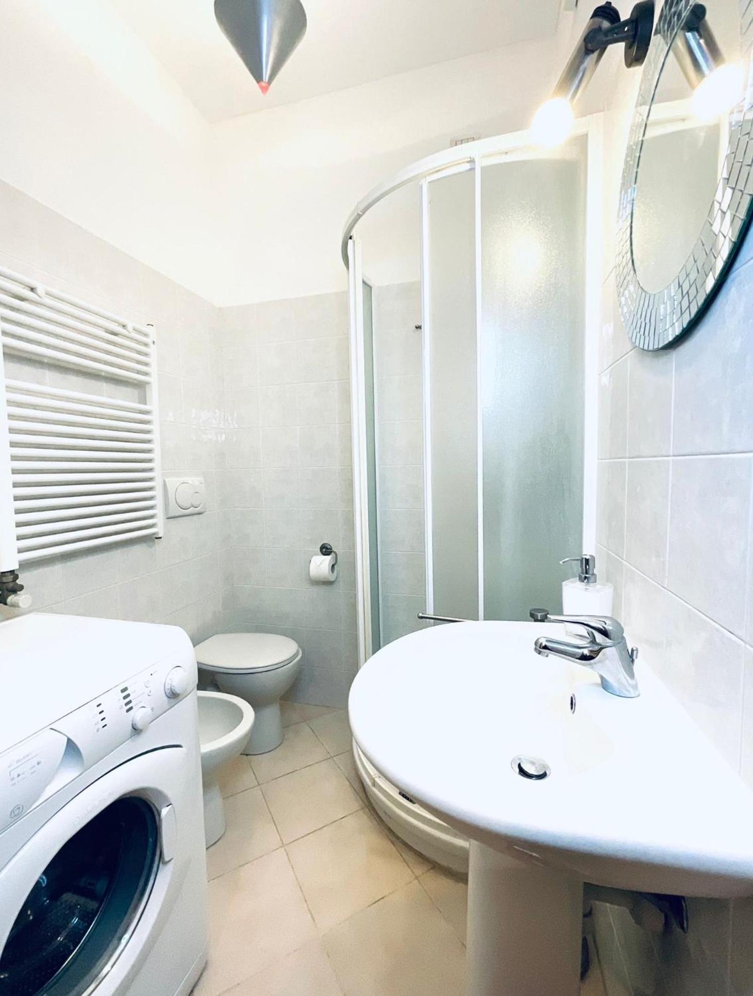 Center Equipped In The Heart Navigli District Milaan