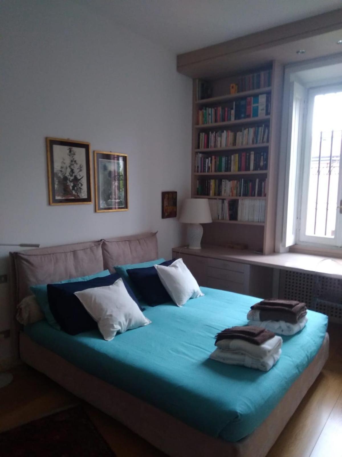 Casa Mari - Free Secure Parking, Breakfast, Private Bathroom, Wifi, Garden, Aircon, 3 Min Walk To Metro And Train Station Mailand