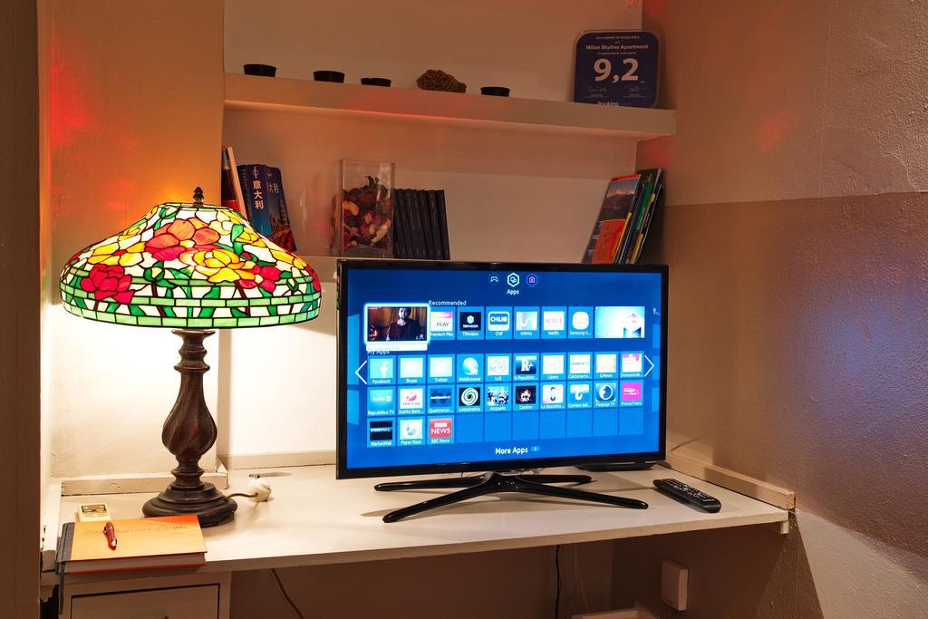 Leilighet Skyline In Citta Studi A 1 Minuto Dal Metro Con Terrazzo Wi-fi E Netflix *