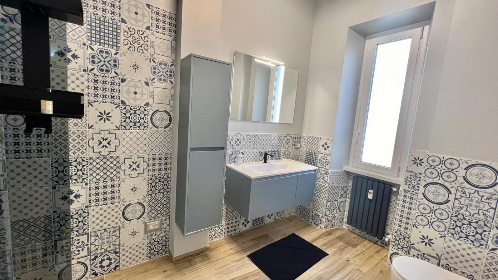 Torelli Home, Moderno E Confortevole, Nel Cuore Della Citta Di Milano, Con Balcone Vista Porta Garibaldi Appartamento *