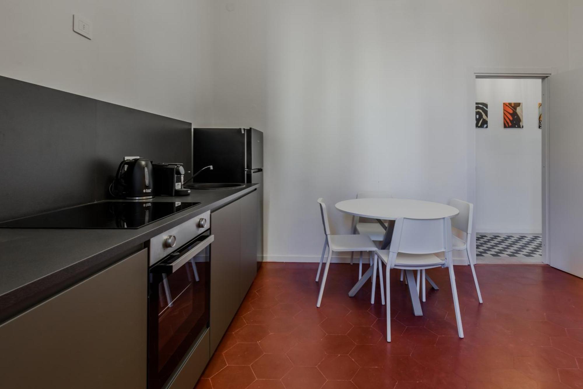 Appartement New And Functional Near The Metro Milaan