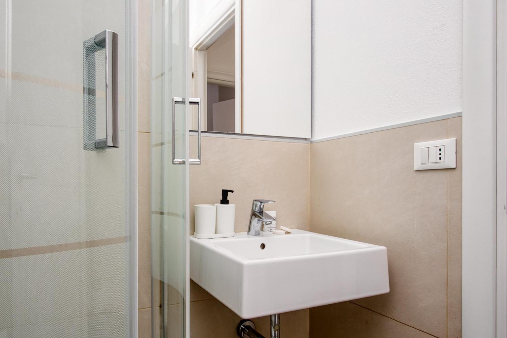 Appartamento Joivy Cosy 3br Flat In The Centre Of *