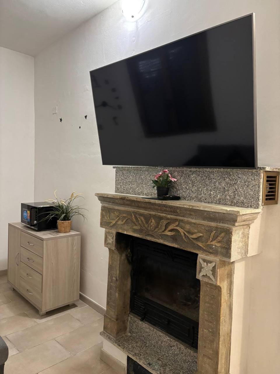 Apartment Mambo House *