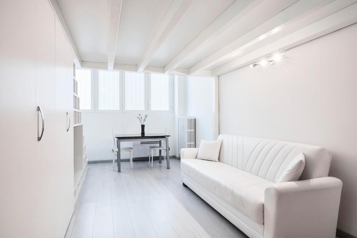 Modern Loft In Milan's Heart Leilighet *
