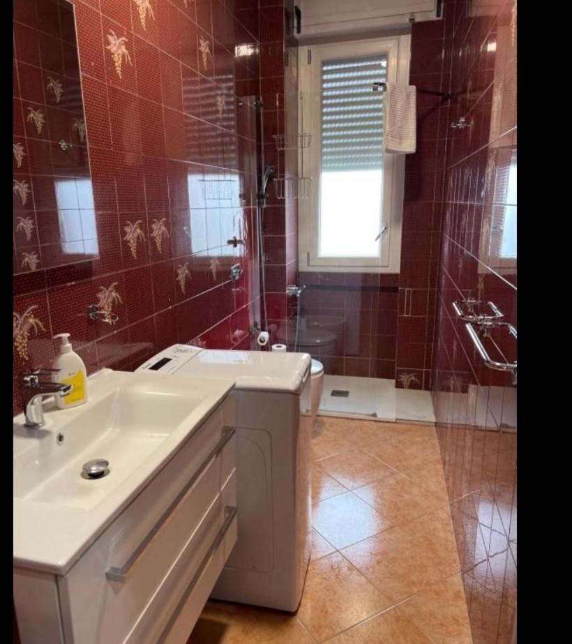 Apartment A Due Passi Dalla Iulm Milan