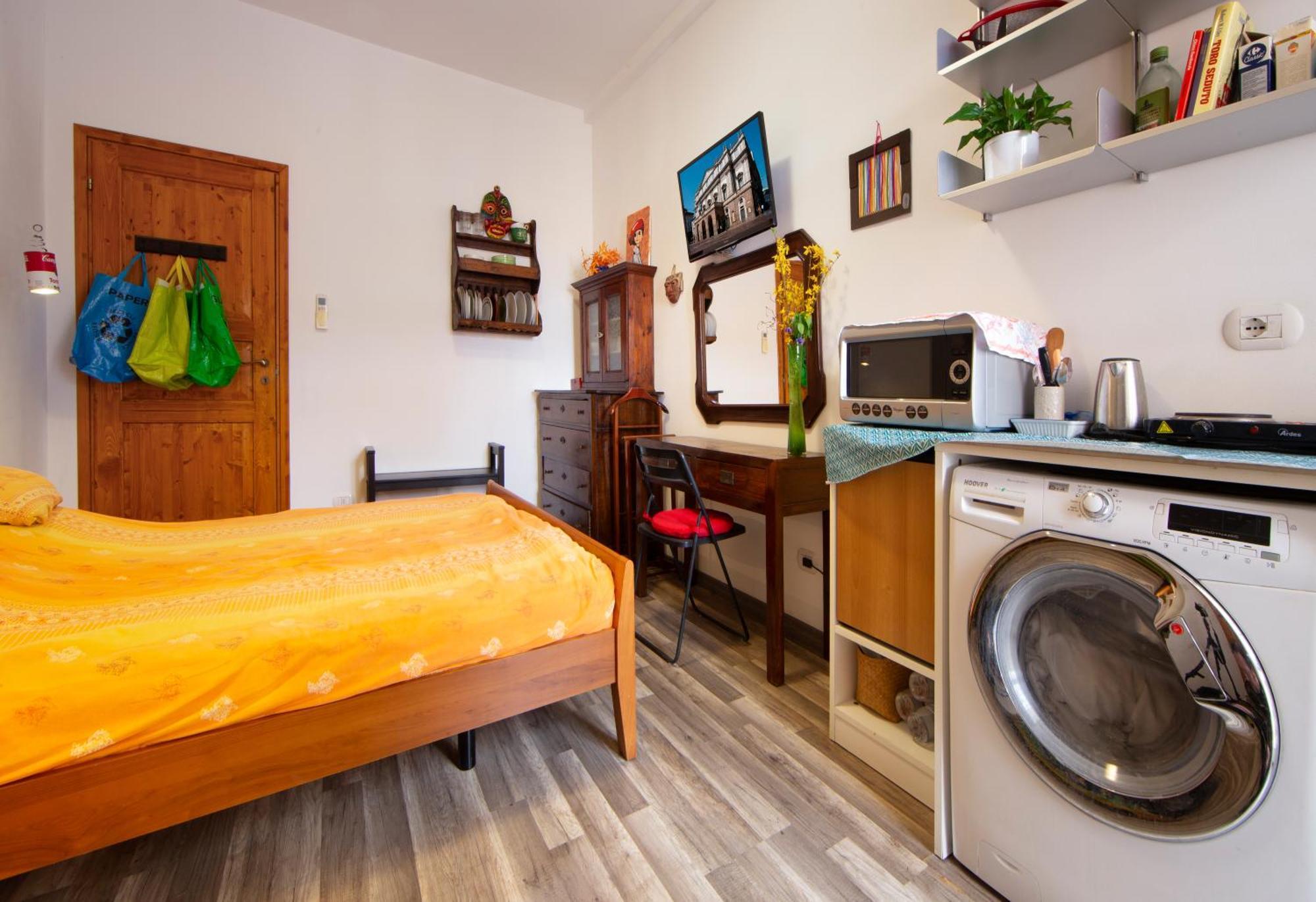 Bed & Breakfast Corner