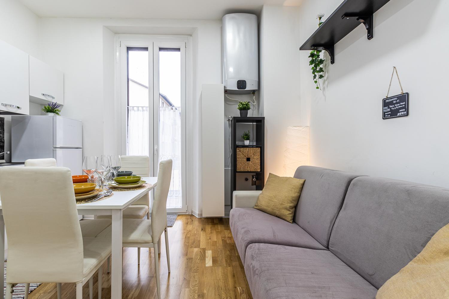 - Parking Nearby And Free Wifi Appartamento Milano