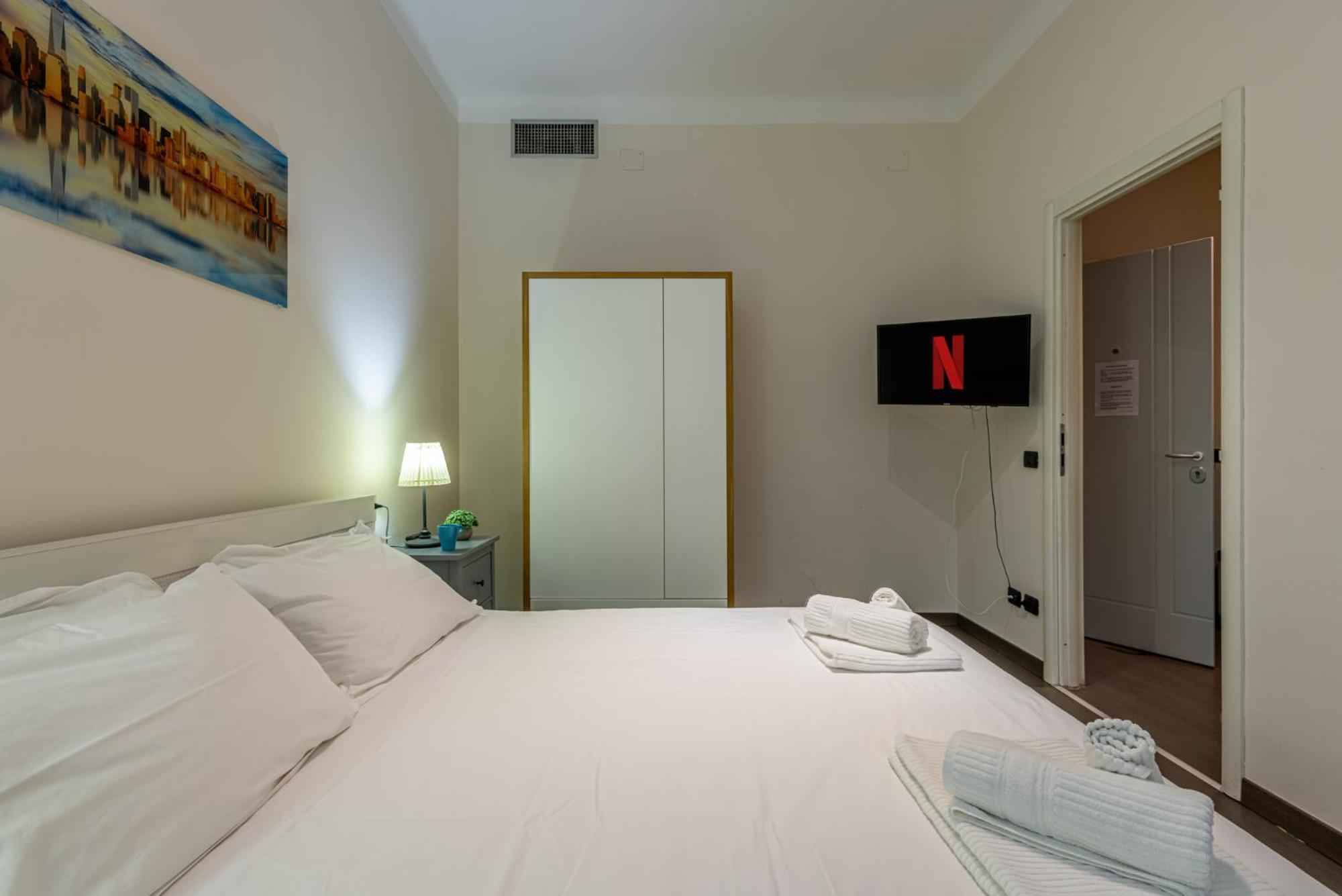 Sant' Ambrogio Flat Apartment