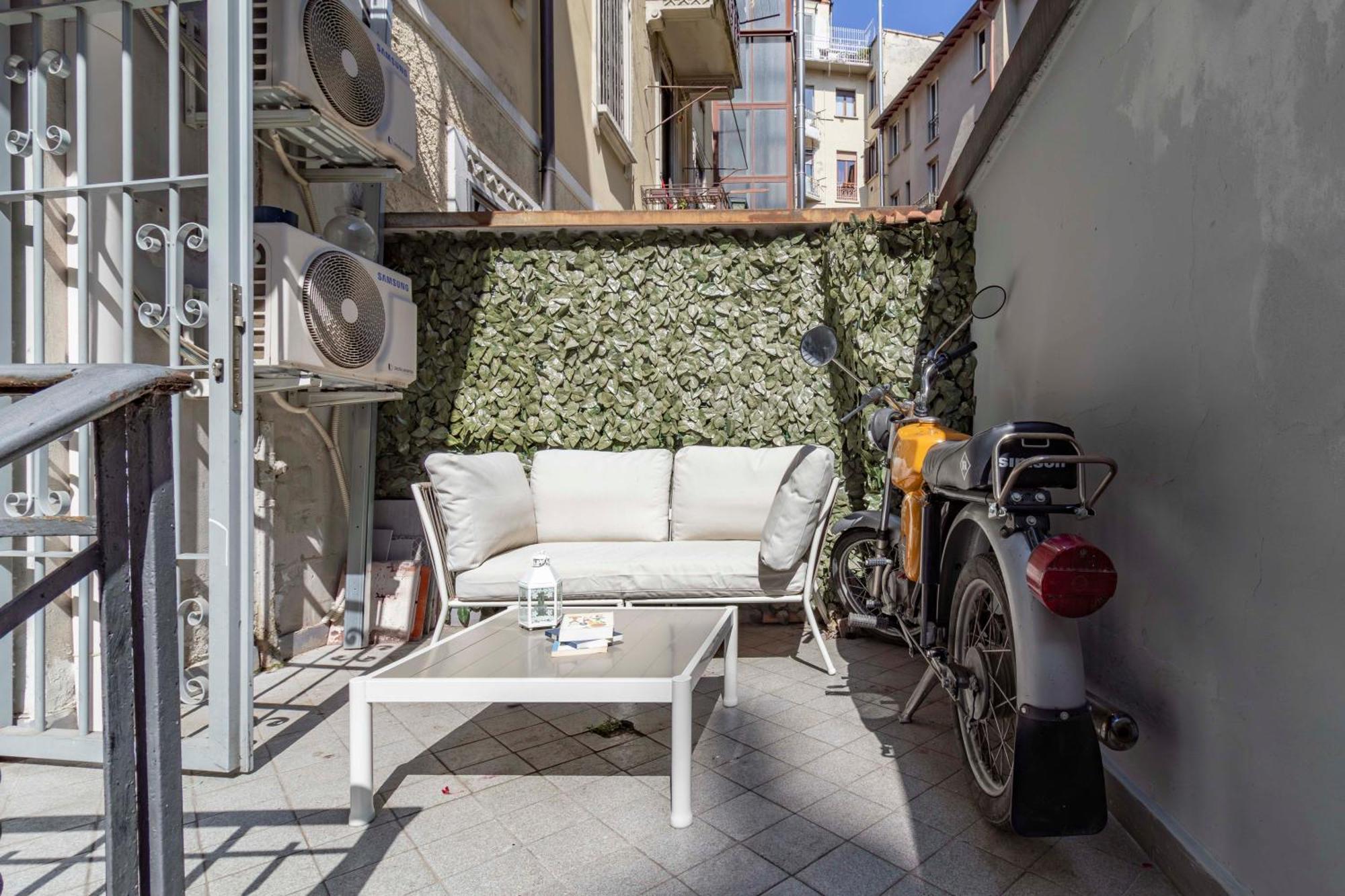 Stradivarius House - Carozzi *