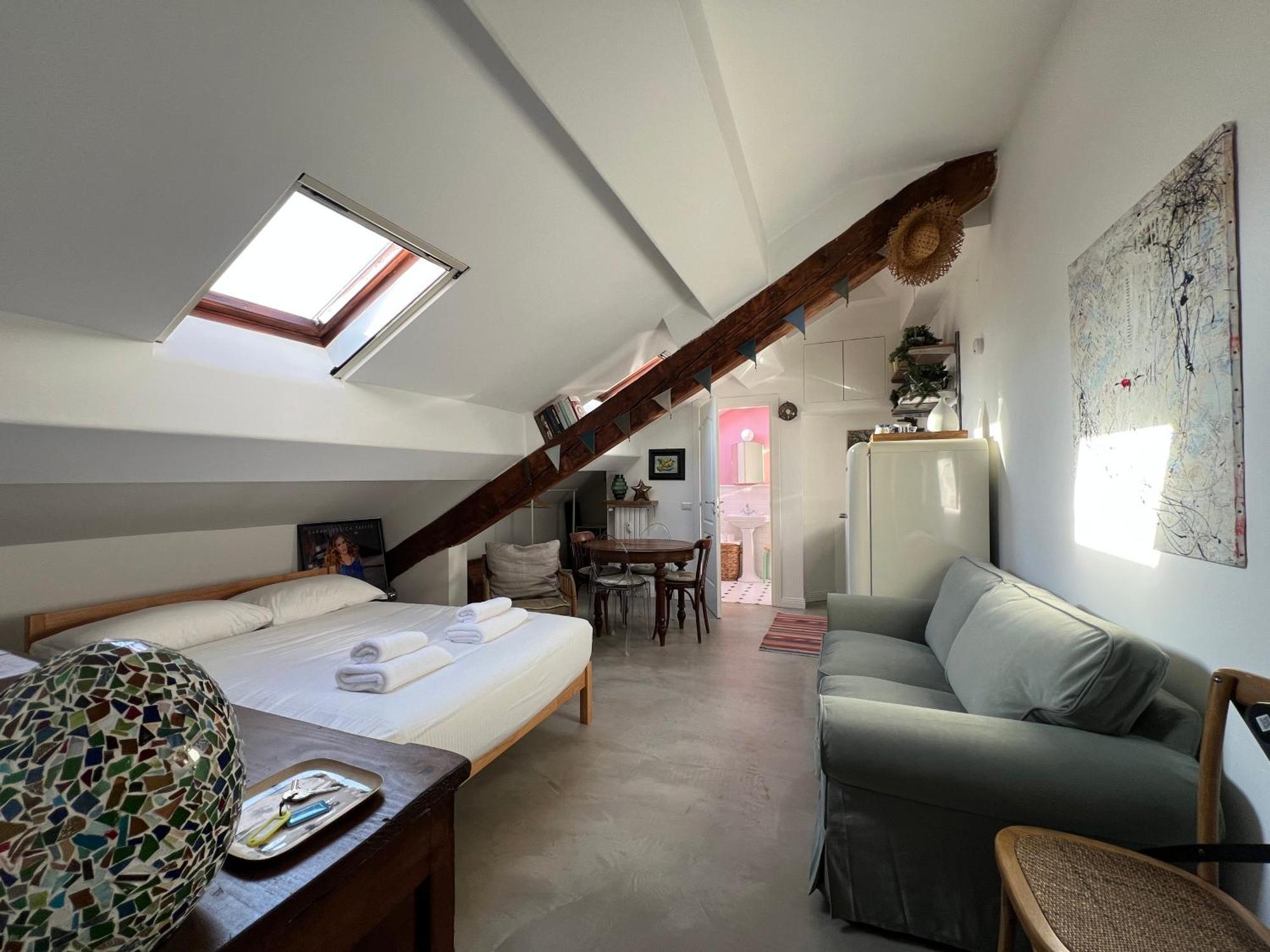 Incantevole Loft Accanto Stazione Leilighet *