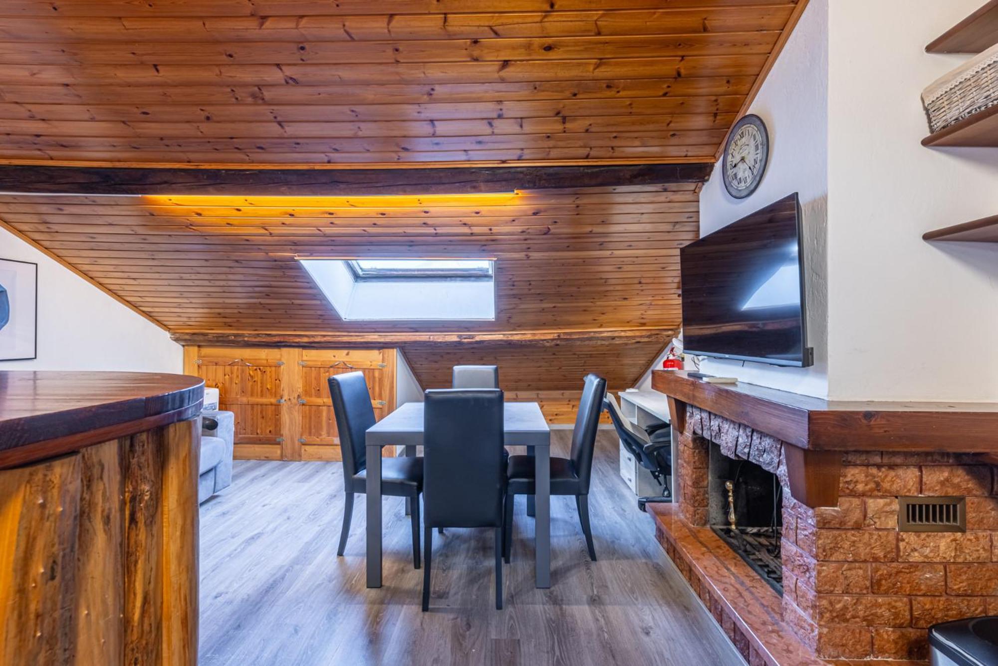 Castaldi 33 By Cortivo House *