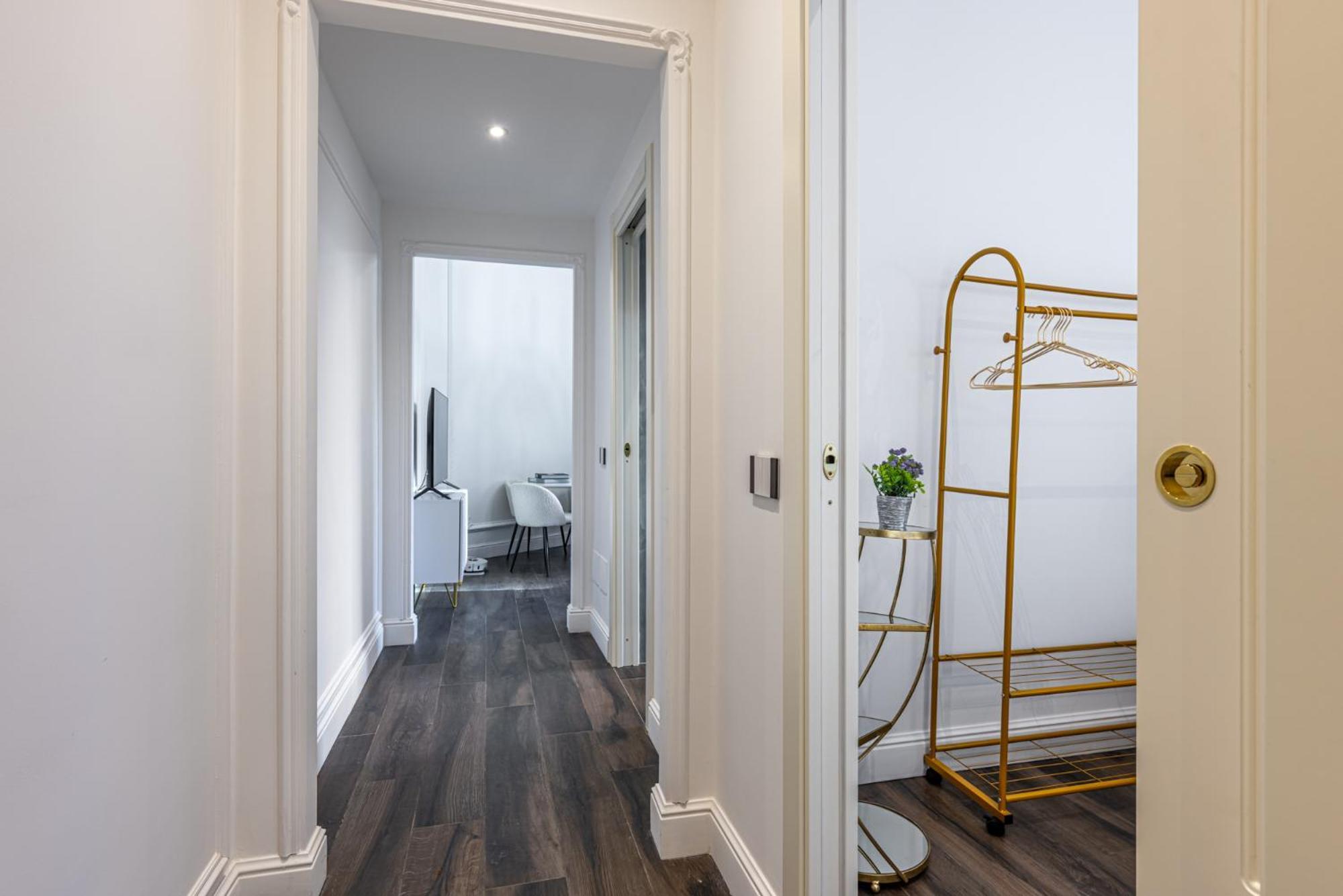 Apartment Station, Luxury & Modern With Comfort! Mailand