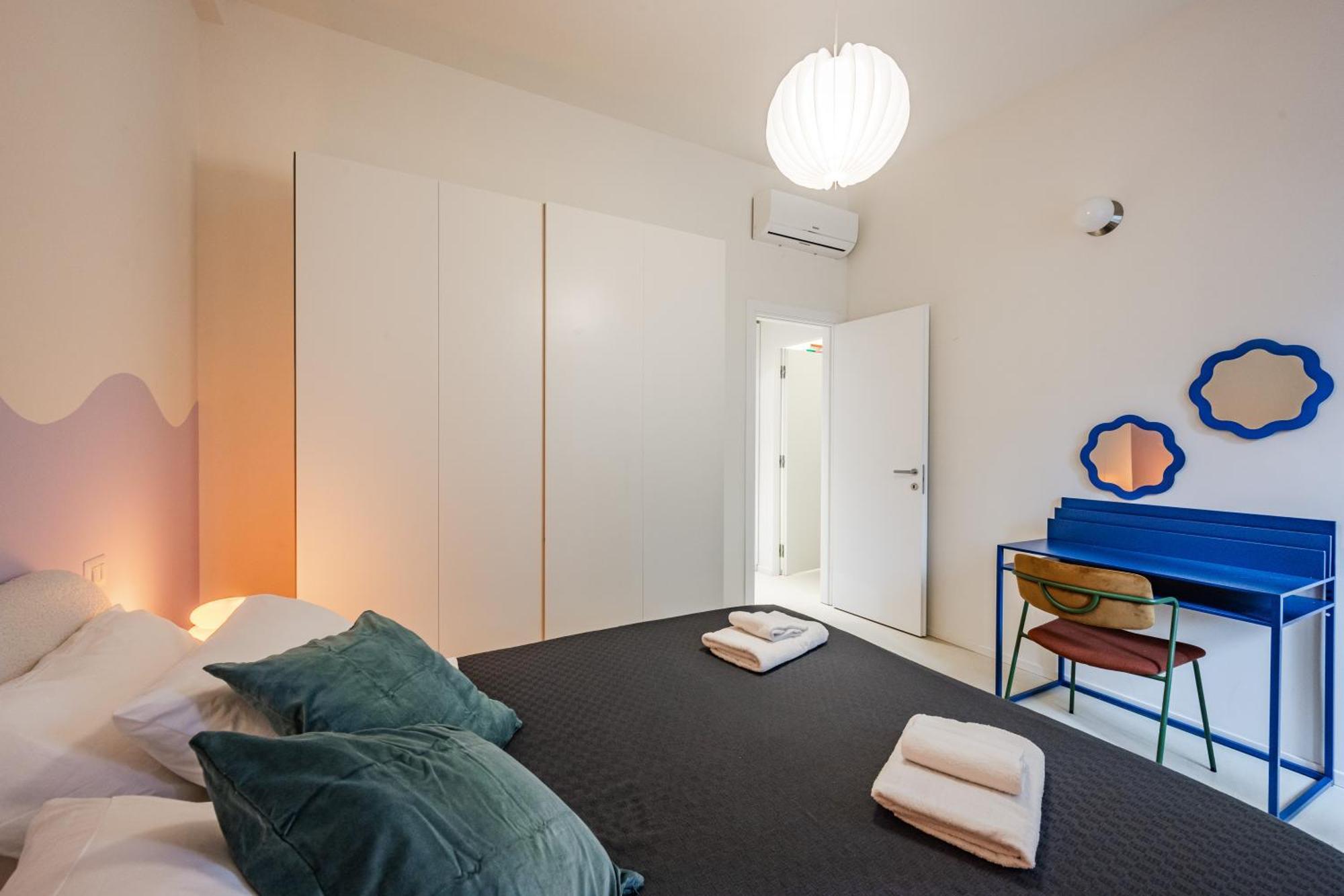 Design And Silence - Wide Renovated 2 Stops Form * Milan
