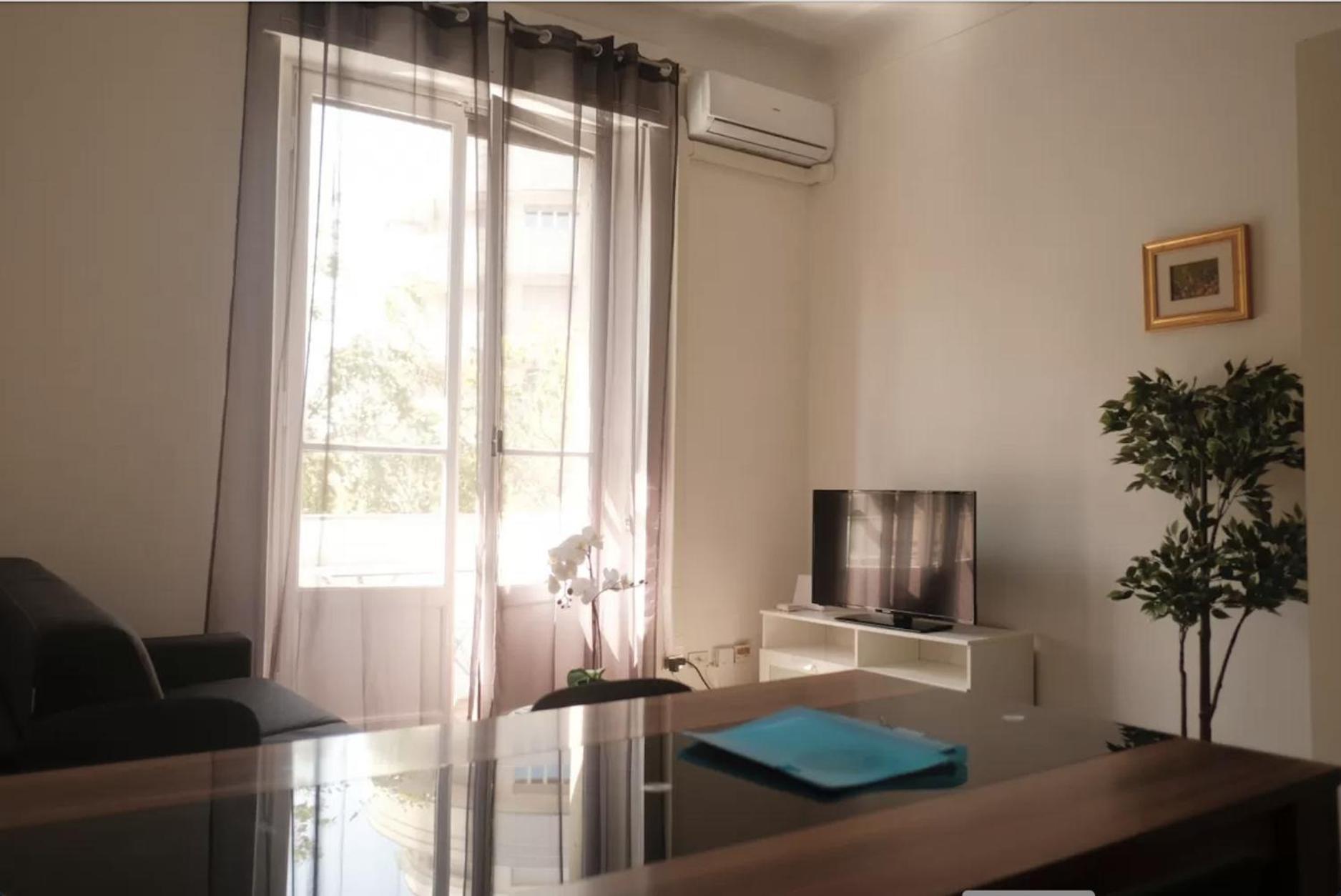 Bwr - Two-room Near Navigli Area, Foppa * Milano