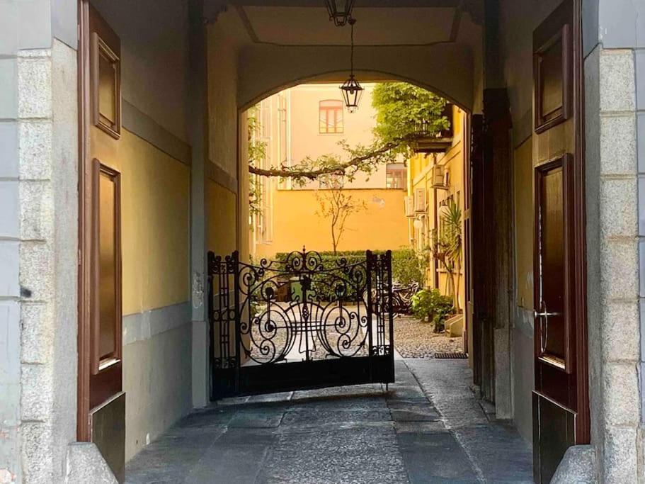 Location Naviglio With Terrace Milano