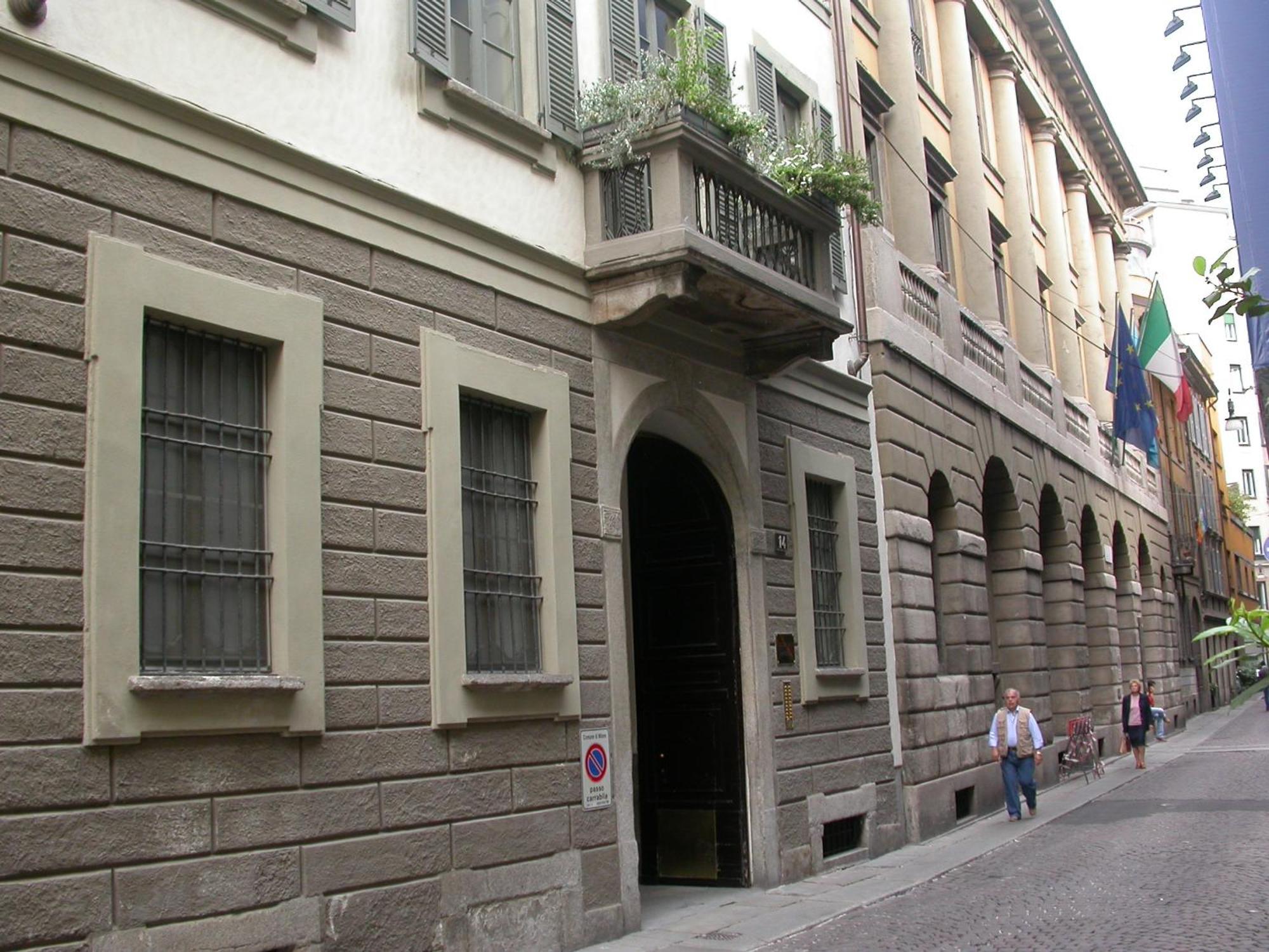 Penthouse In Fashion District Of Milan, Close To Montenapoleone, Duomo, Scala Appartamento *