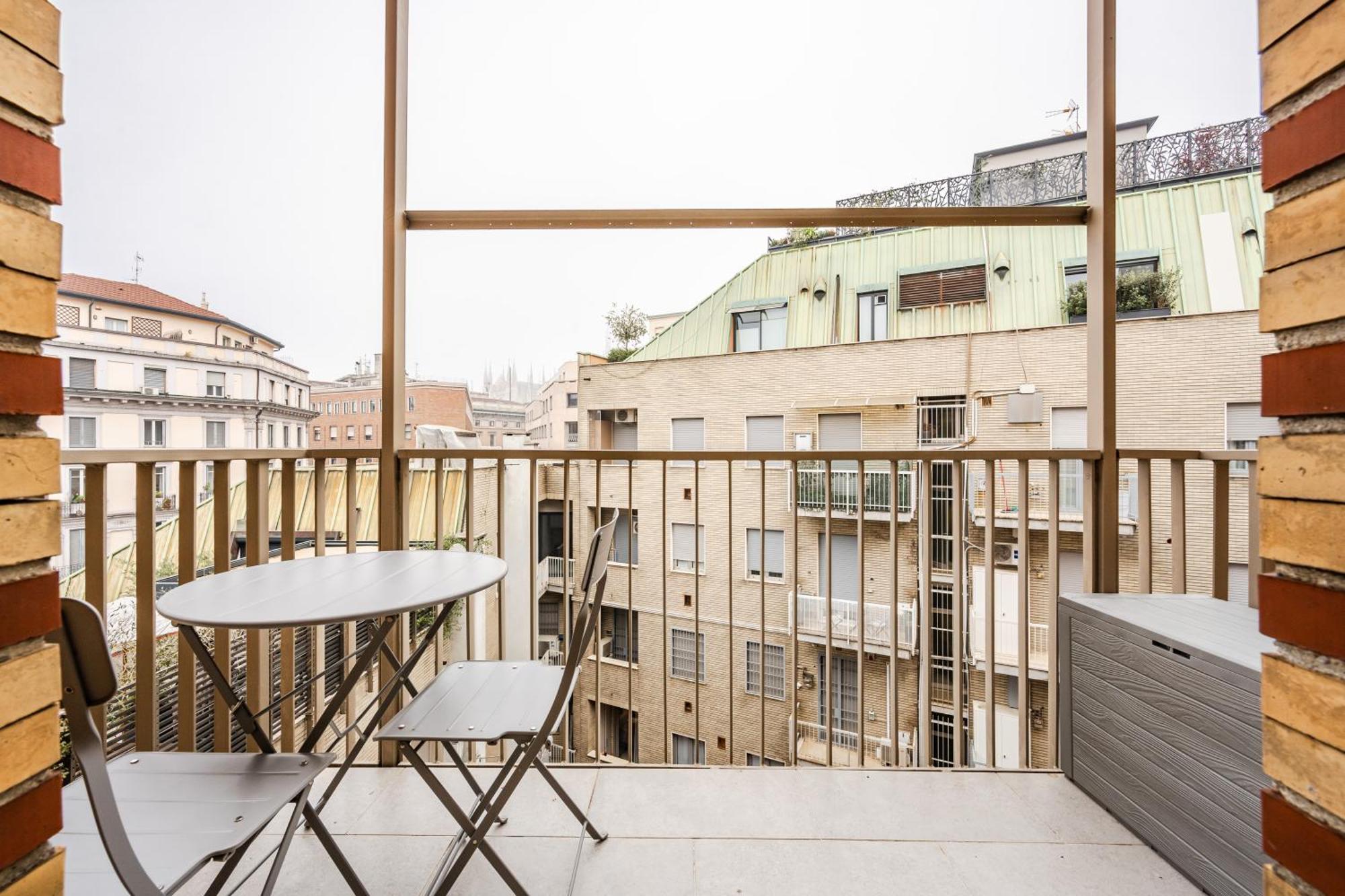 Apartment Luxury With View Steps From The Duomo *