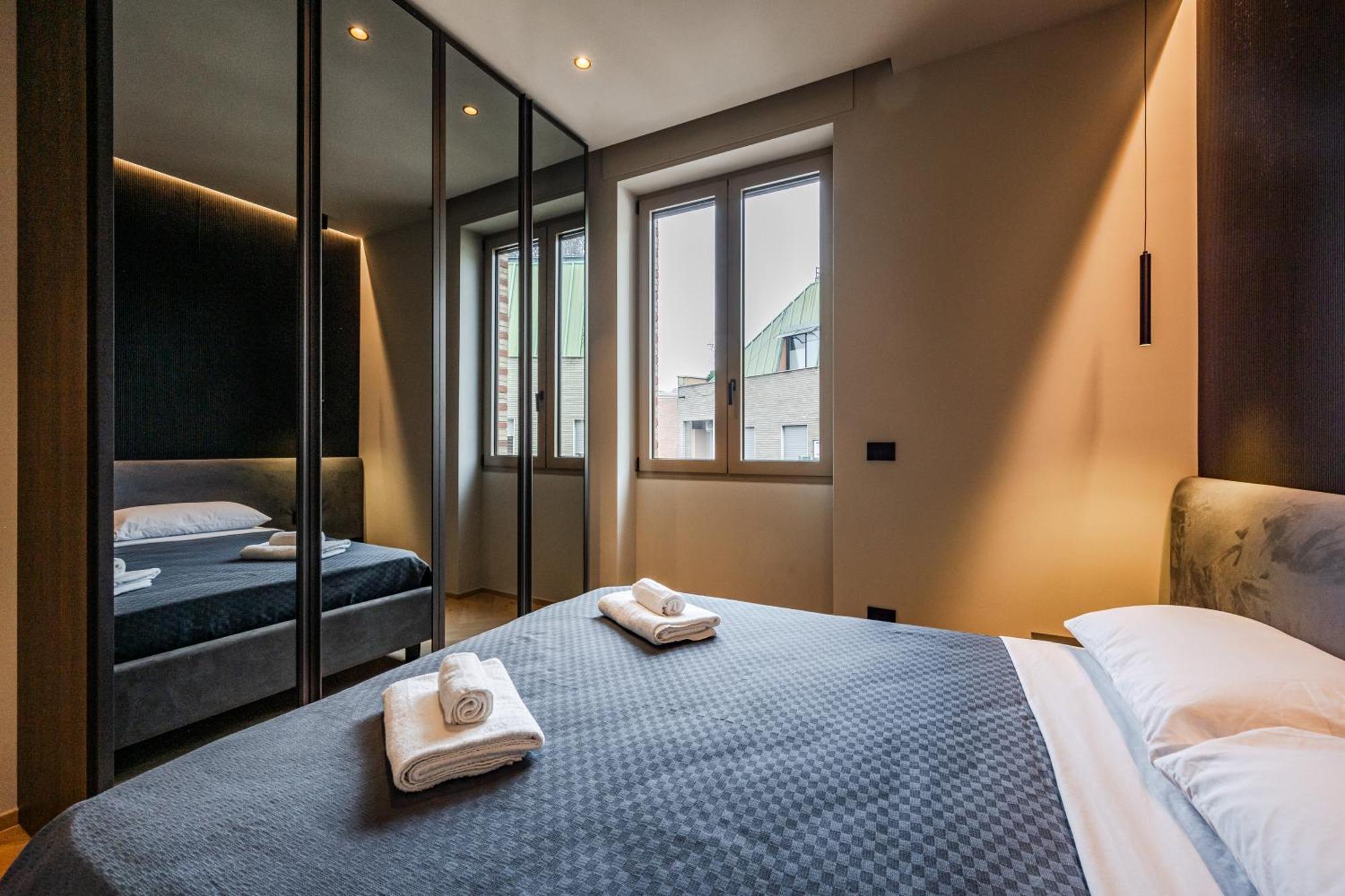 Luxury With View Steps From The Duomo *