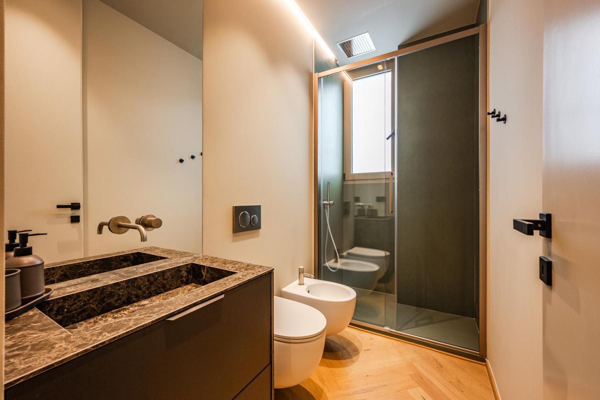 Luxury With View Steps From The Duomo Appartamento Milano