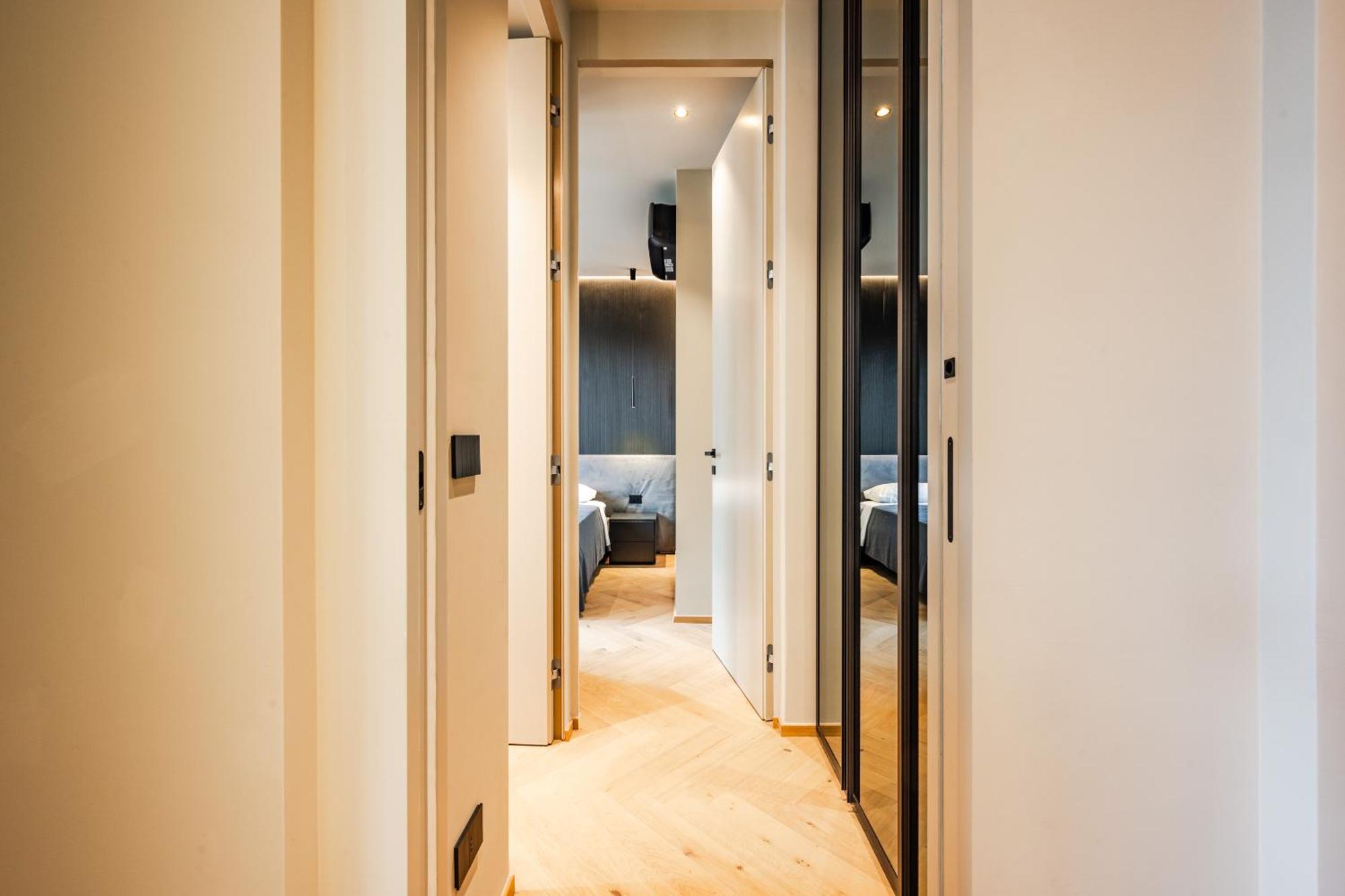 Luxury With View Steps From The Duomo Apartment