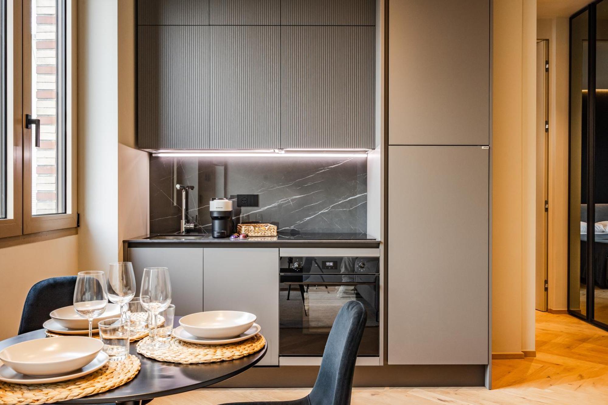 Luxury With View Steps From The Duomo * Milano