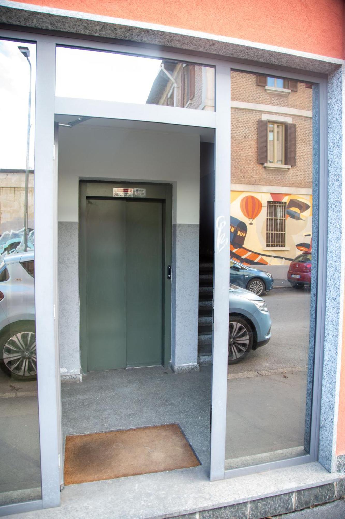 The Loft Above - Comfort E Stile A 5m Dalla Metro M2 Lambrate * Milano