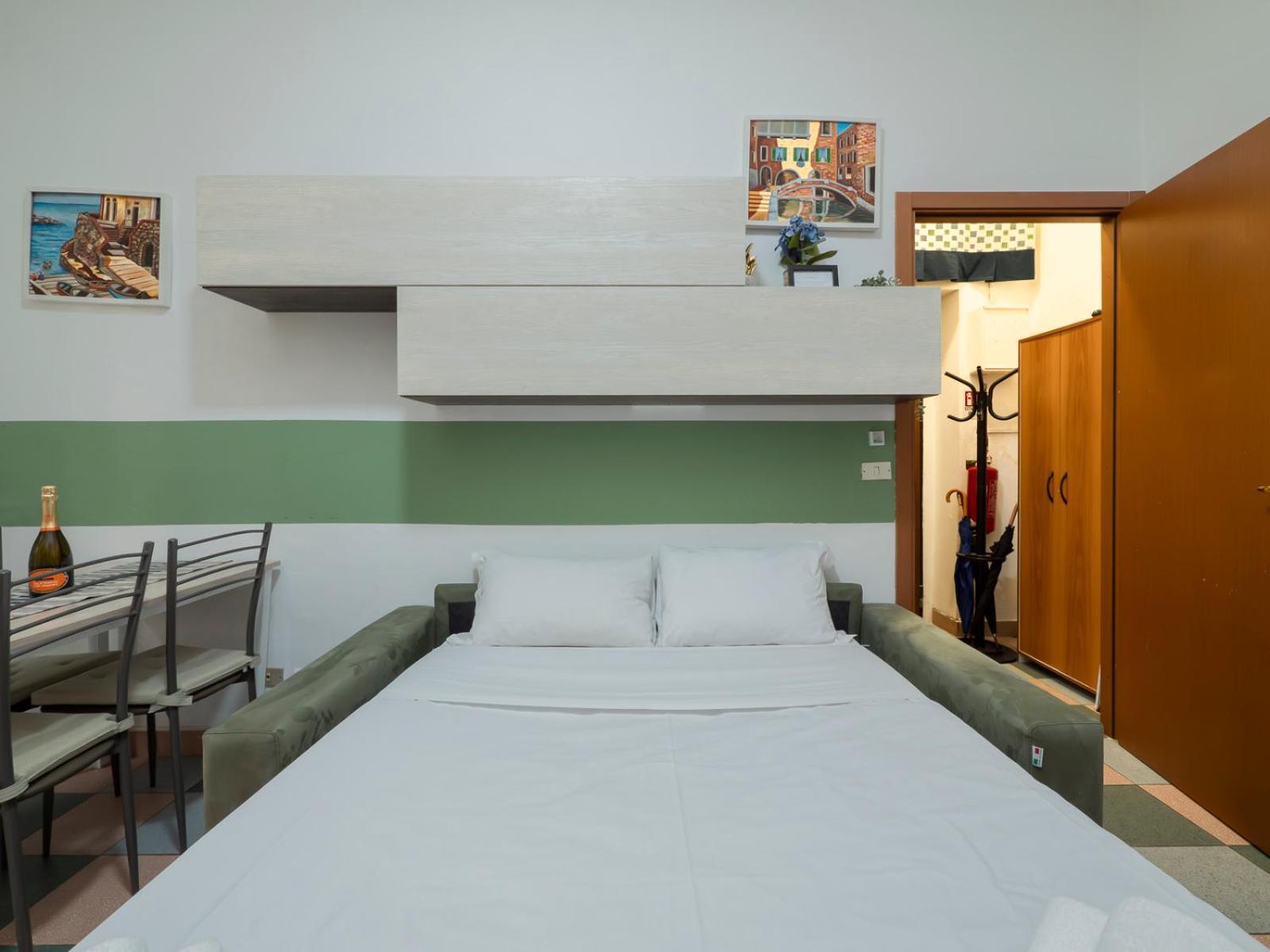 Appartement New In Downtown Close To Duomo Milaan