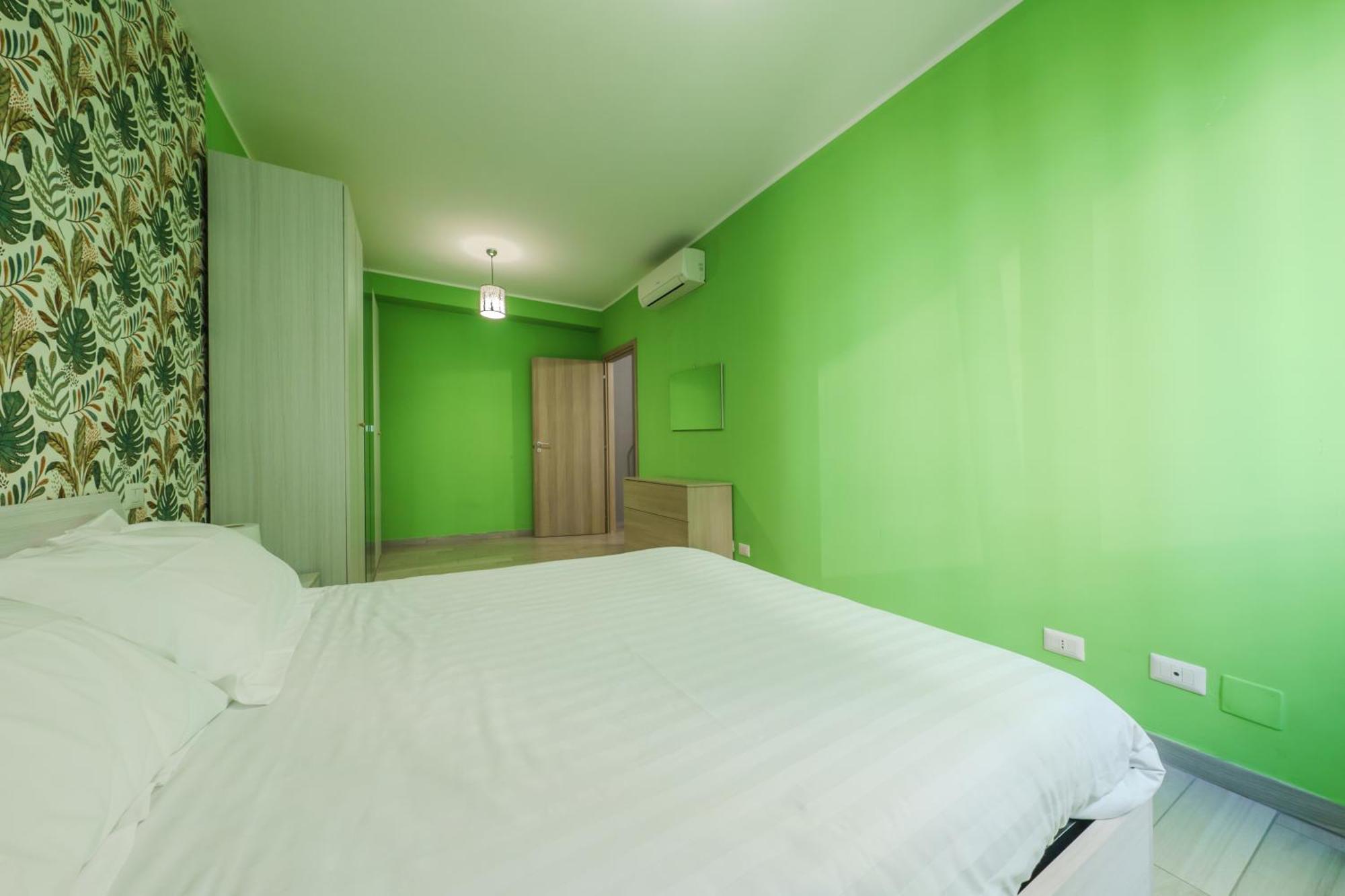 Appartamento Michele Flat - Parcheggio - 10 Min Da Centro Milano